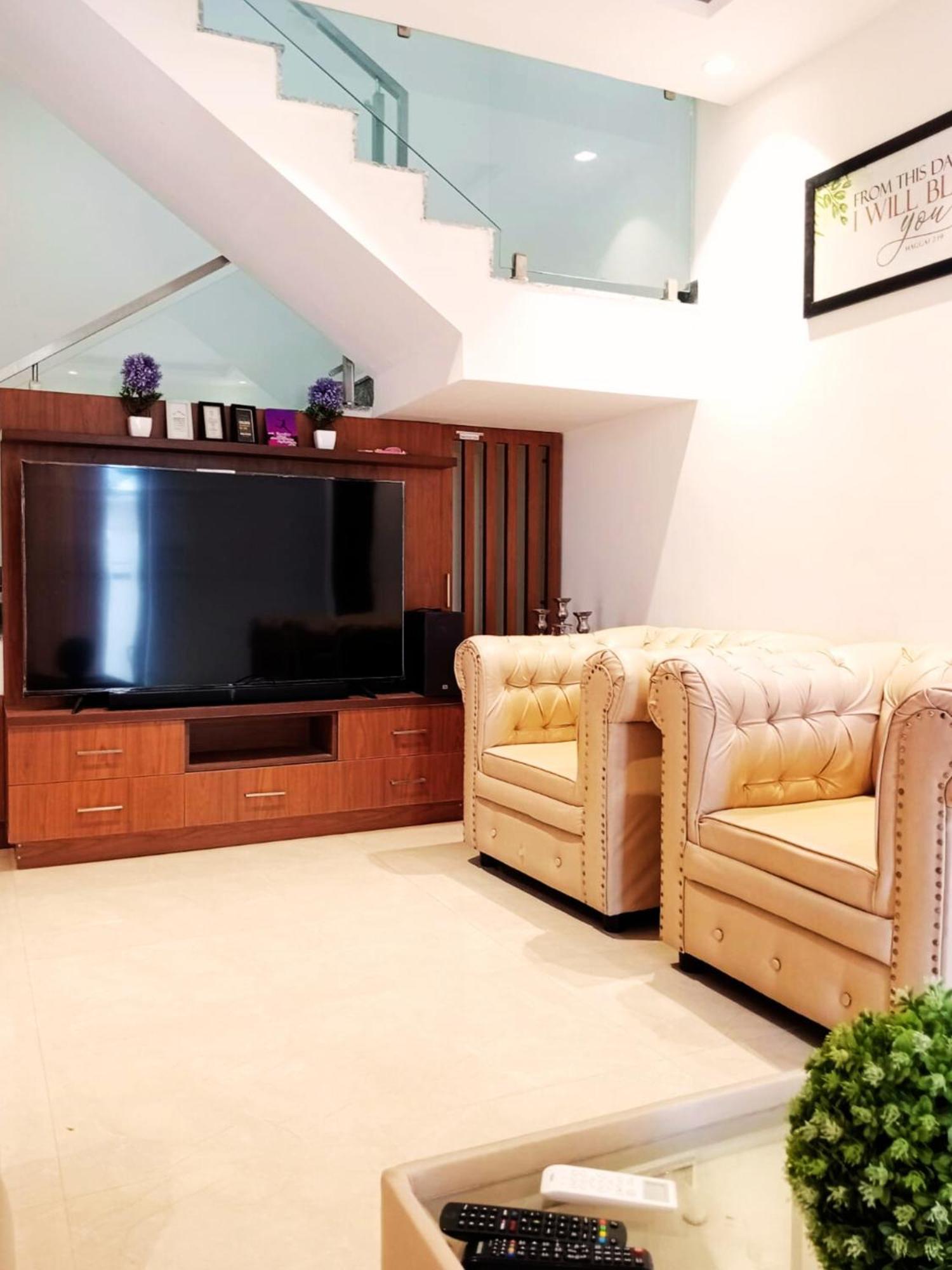 Private Villa With Swimming Pool Chennai Exterior photo