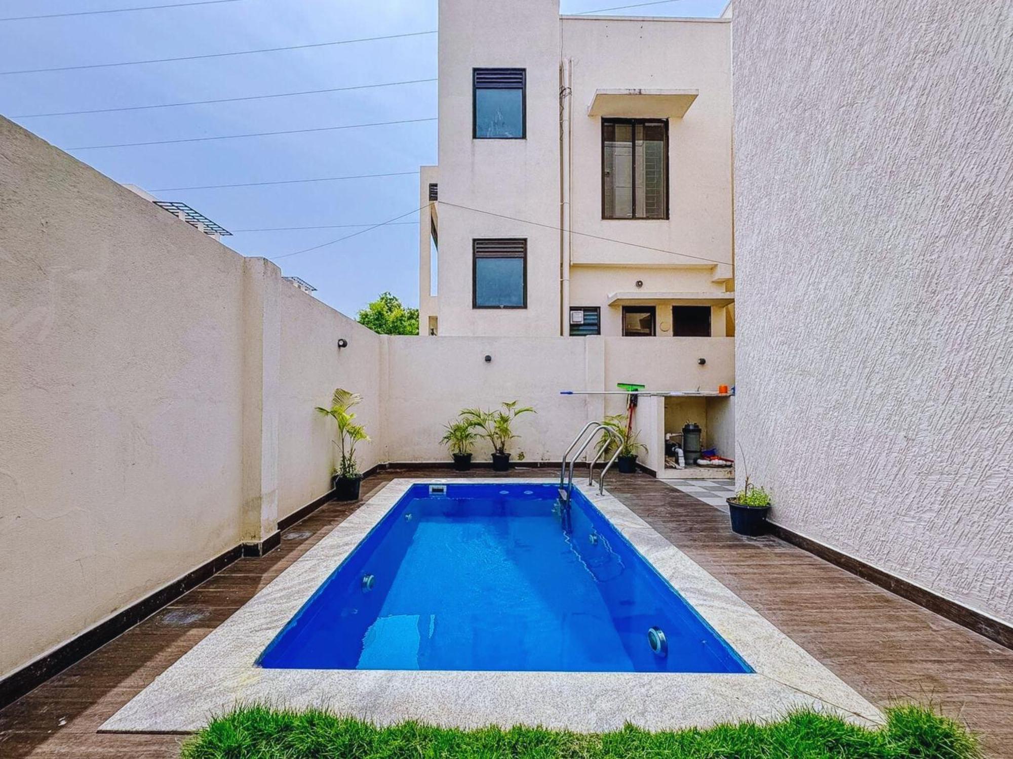 Private Villa With Swimming Pool Chennai Exterior photo